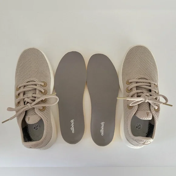 Allbirds Tree Runner Womens 7 Sneakers Rugged Beige Natural White Sole - Picture 3 of 8